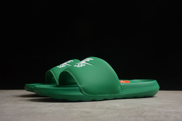 NIKE SANDALS N-026