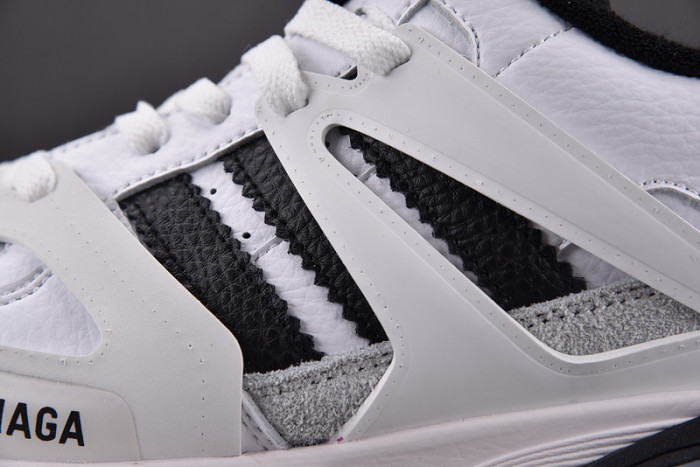 TRACK SNEAKER TS057