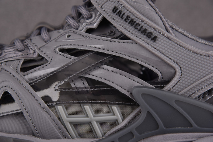 TRACK SNEAKER TS067