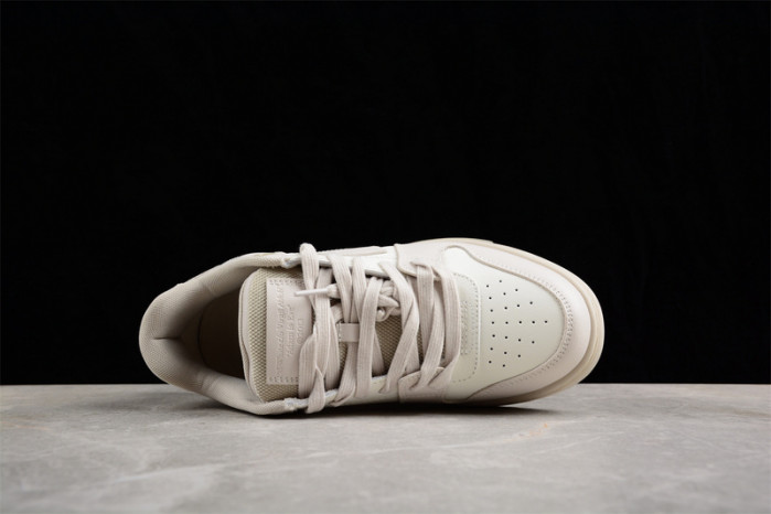 OFW SNEAKER