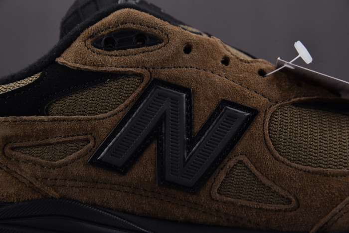 NEW BALANCE SNEAKER NB077