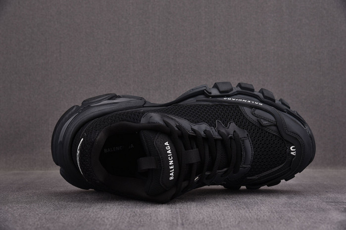 TRACK SNEAKER TS072