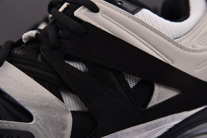 TRACK SNEAKER TS099
