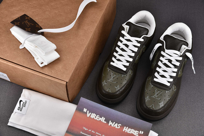 l**is V*t*n x nike air force la07
