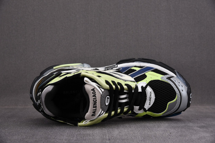 RUNNER SNEAKER RS116