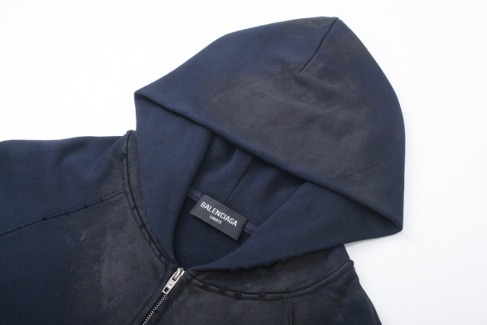 Balenciag**a CLOTHES BAC00002