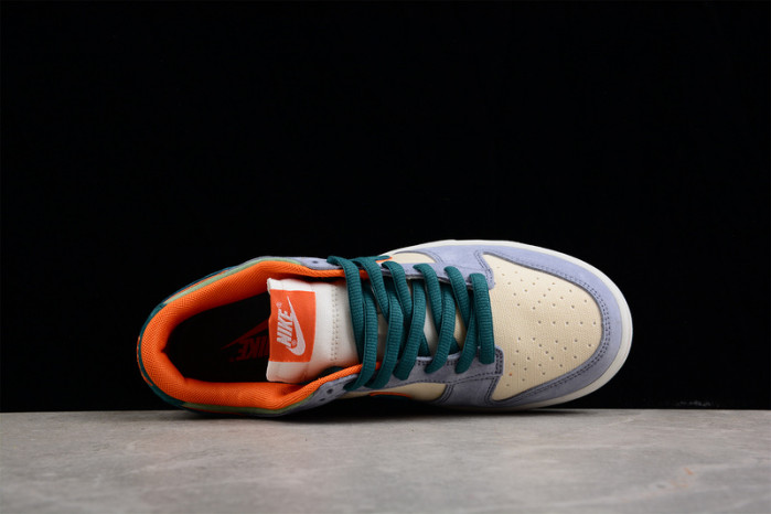 Otomo Katsuhiro x Nike SB Dunk Low "Steamboy OST" LF0039-017