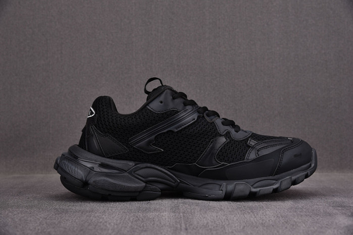 TRACK SNEAKER TS072
