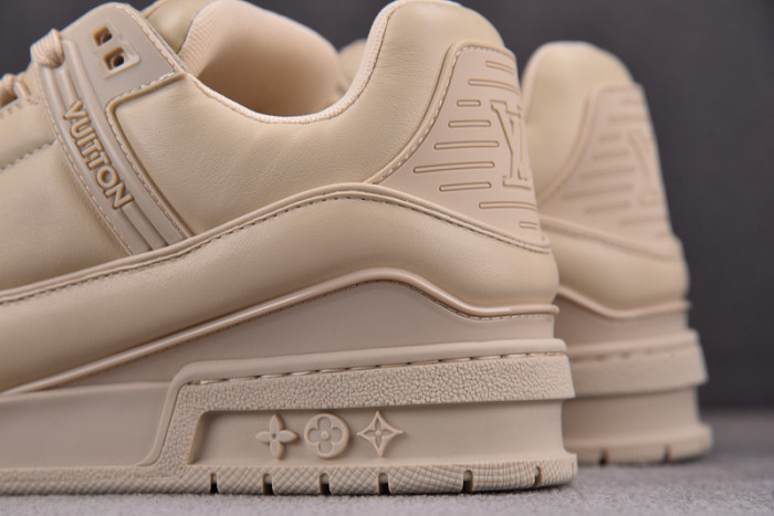 LV SNEAKER LV-000091