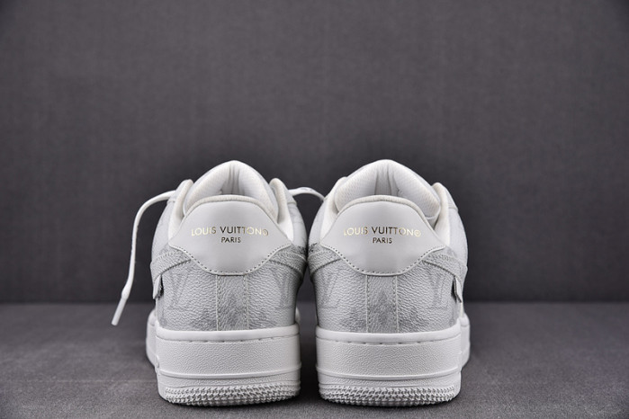 l**is V*t*n x nike air force la05