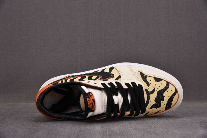 Jordan 1 Low OG Year of the Tiger DH6932-100