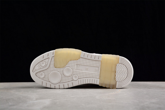 OFW SNEAKER