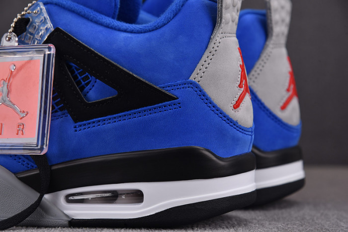 AIR JORDAN 4
