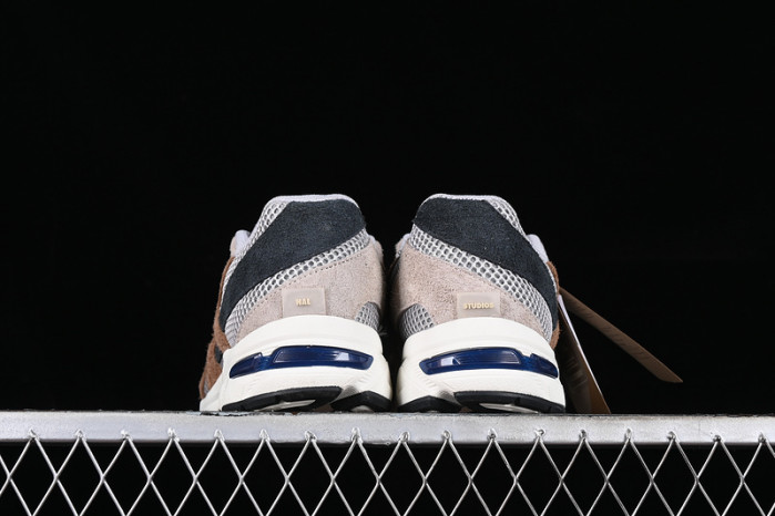As*ic*s hal studios x gel 1130