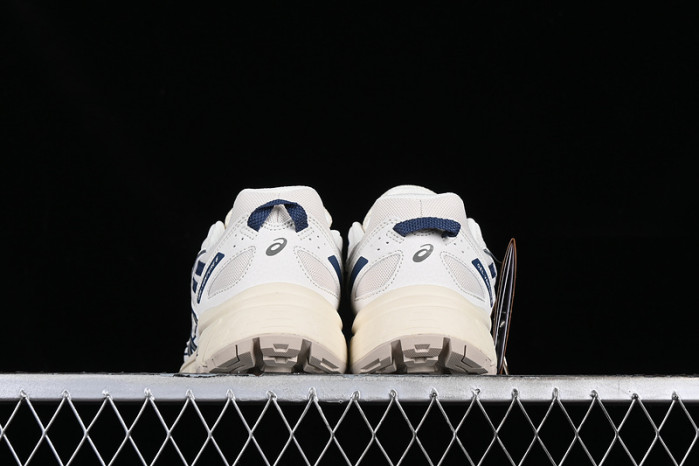 As*ic*s gel-venture 6