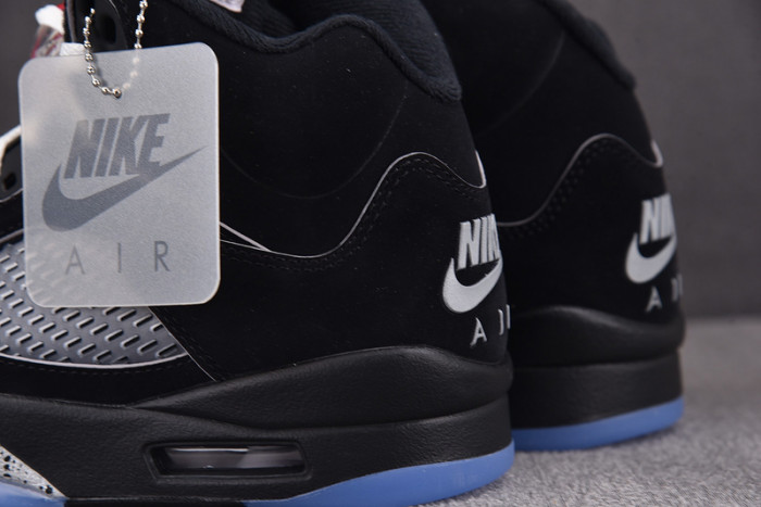 Air Jordan 5 