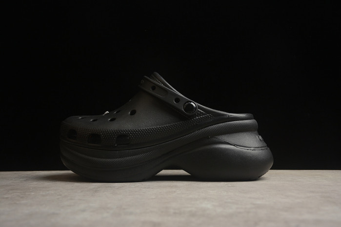 CROCS SCANDAL C00032