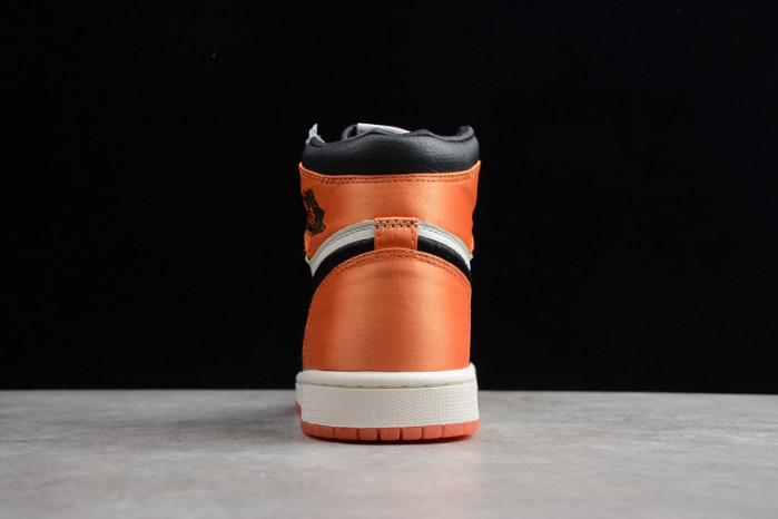 Air Jordan 1 Retro Satin Shattered Backboard AV3725-010