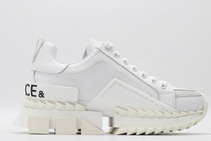 DG SNEAKER DG-10002