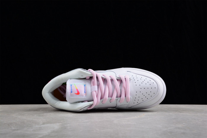Nike SB Dunk Low Pro Be True DR4876-100