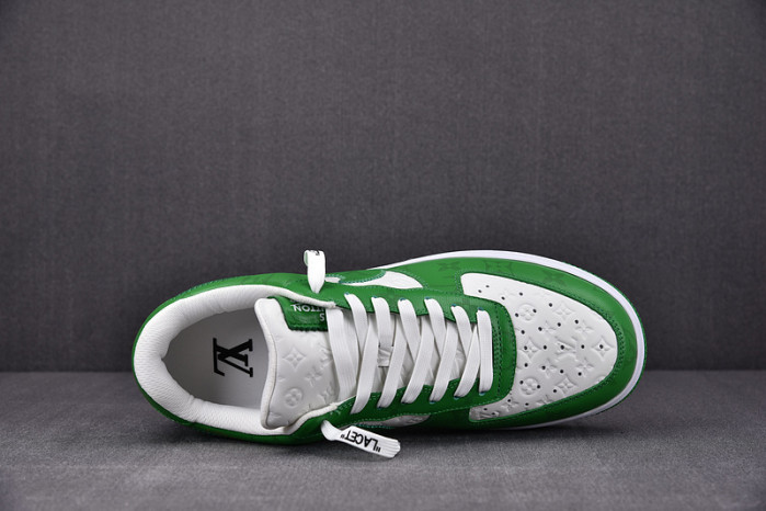 l**is V*t*n x nike air force la01