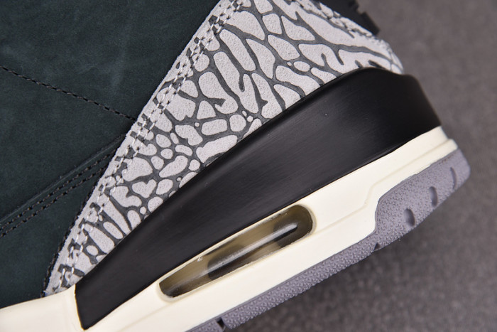 Jordan 3 Retro Off Noir (Women