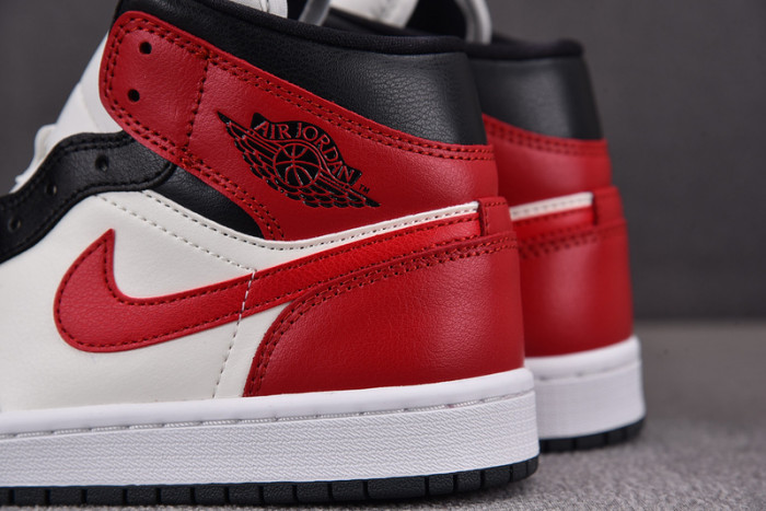 Jordan 1 Mid Gym Red Off Noir (Women
