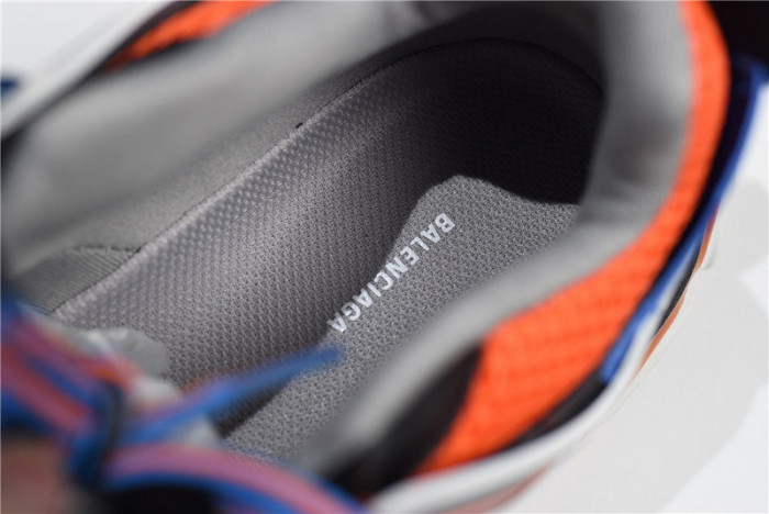 TRACK SNEAKER TS002