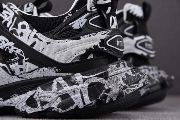 TRACK SNEAKER TS088