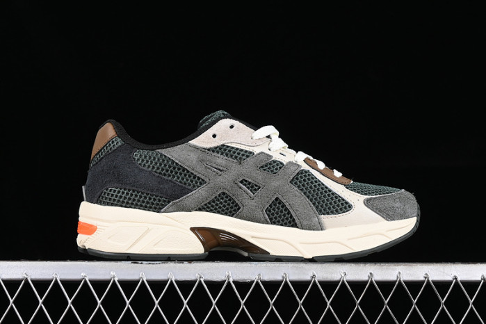 As*ic*s hal studios x gel 1130