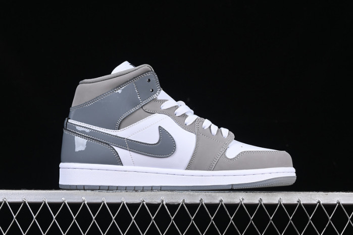 Air Jordan 1 Mid SE