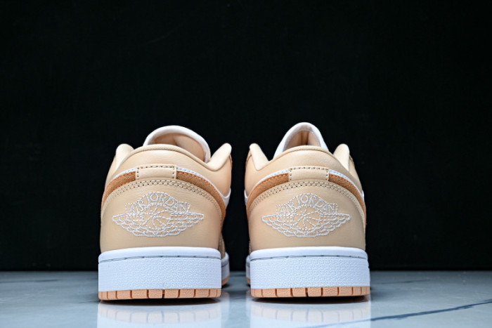 Wmns Air Jordan 1 Low 