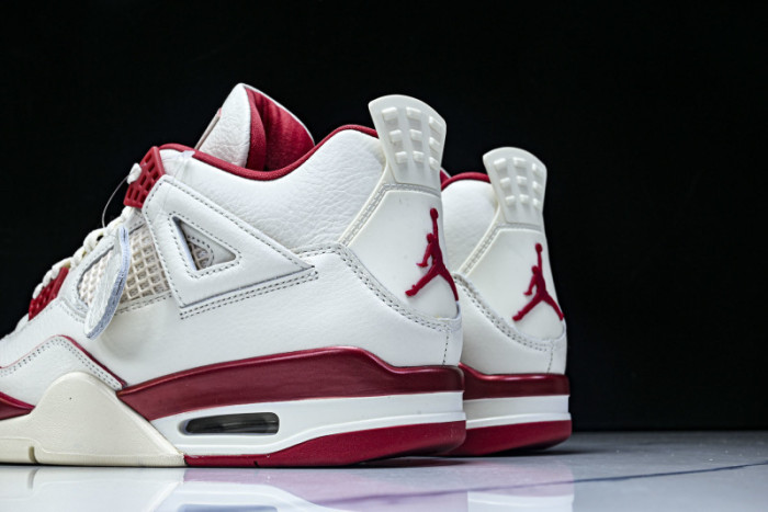 Air Jordan 4 