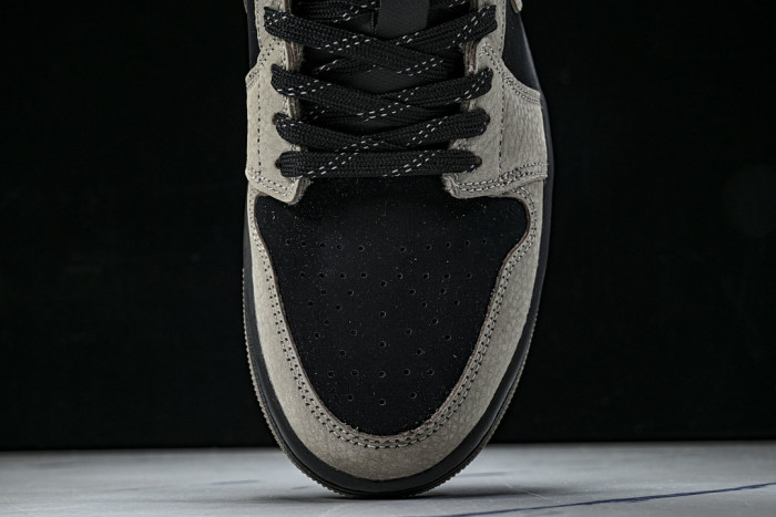 Nike Air Jordan 1 Low SE 