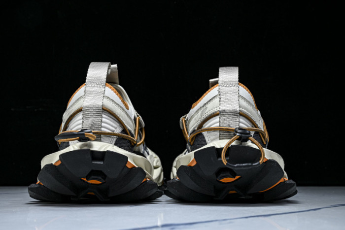 Ba1en*iaga hike sneaker beige&orange