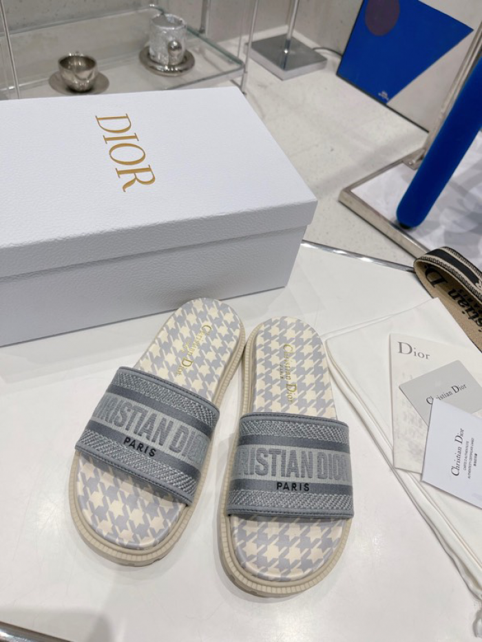 DIO*R SANDALS H00096