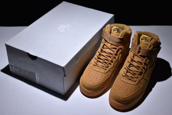 Nike AIR FORCE 1 HIGH 07 LV8