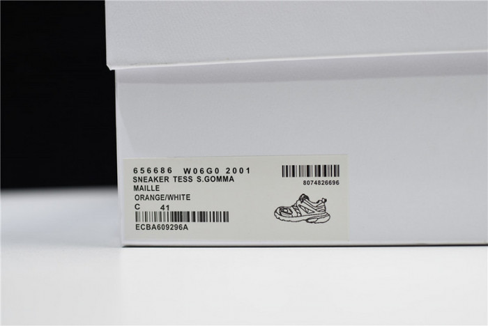 TRACK SNEAKER TS002