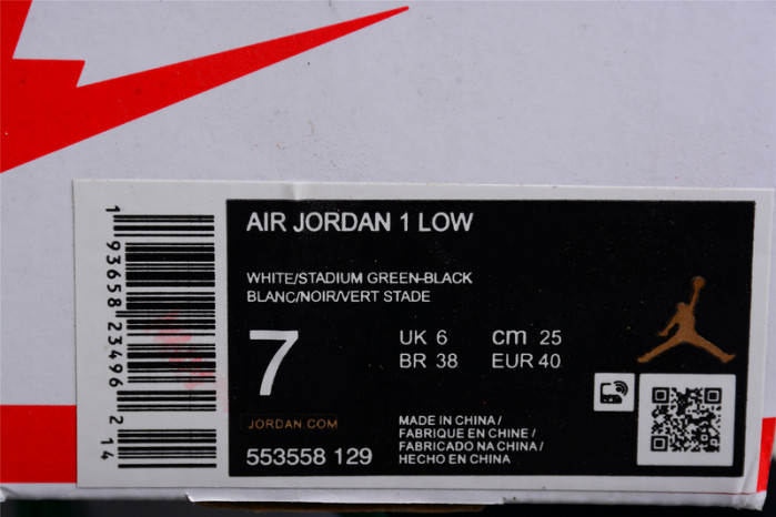 Air Jordan 1 Low “Christmas”