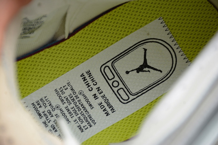 Jordan 1 High Zoom Air CMFT Pearl White (W) CT0979-107