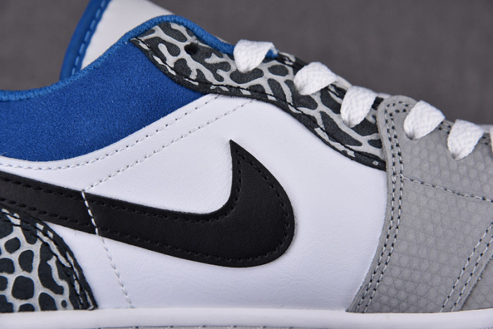 Jordan 1 Low SE True Blue DM1199-140