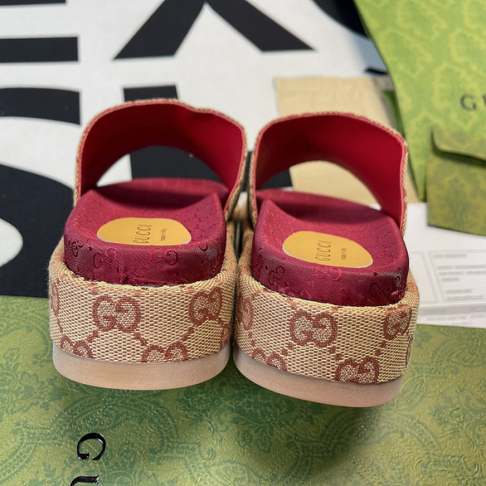 Gucc* Sandal 117
