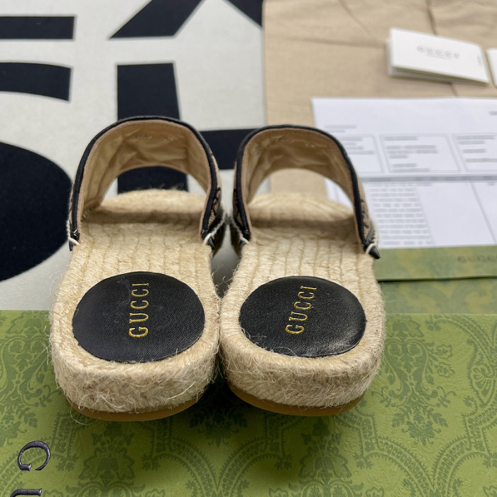 Gucc* Sandal 119