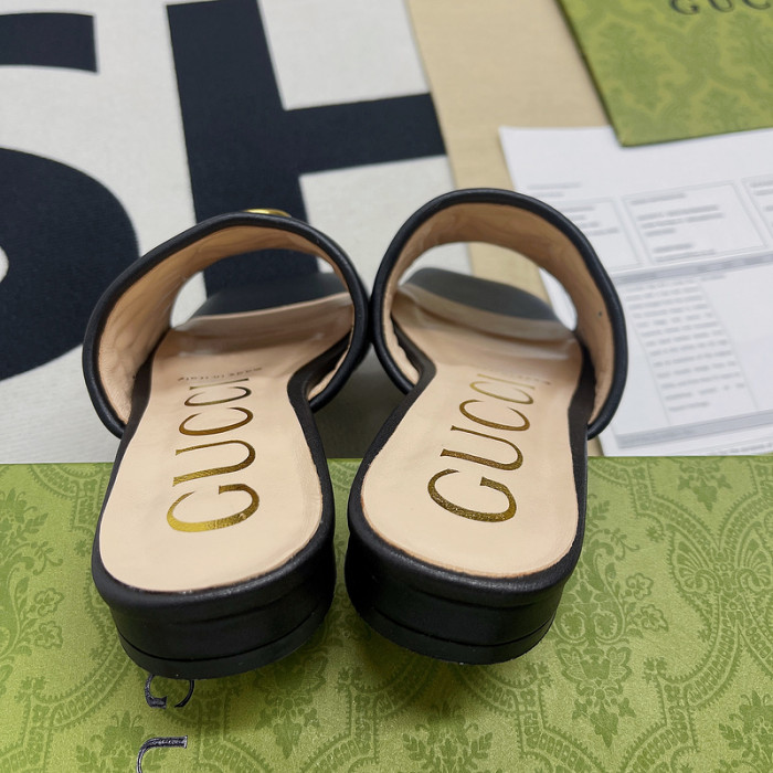 Gucc* Sandal 120
