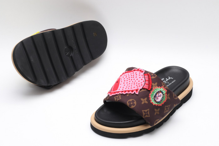 L&V SANDAL40