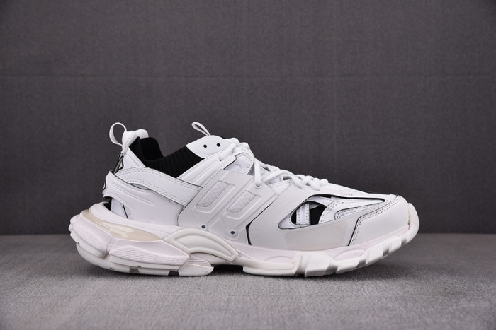 TRACK SNEAKER TS070