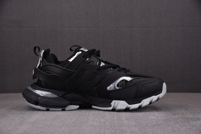 TRACK SNEAKER TS086