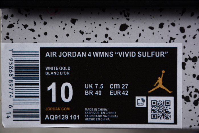 Air Jordan 4 WMNS “VividSulfur”