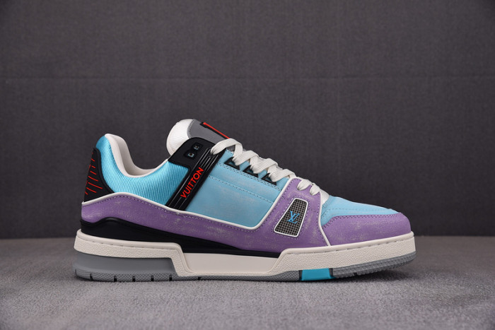 LV SNEAKER LV-000122
