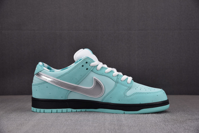 T*f*ny & co. x nike dunk low bv1310-402